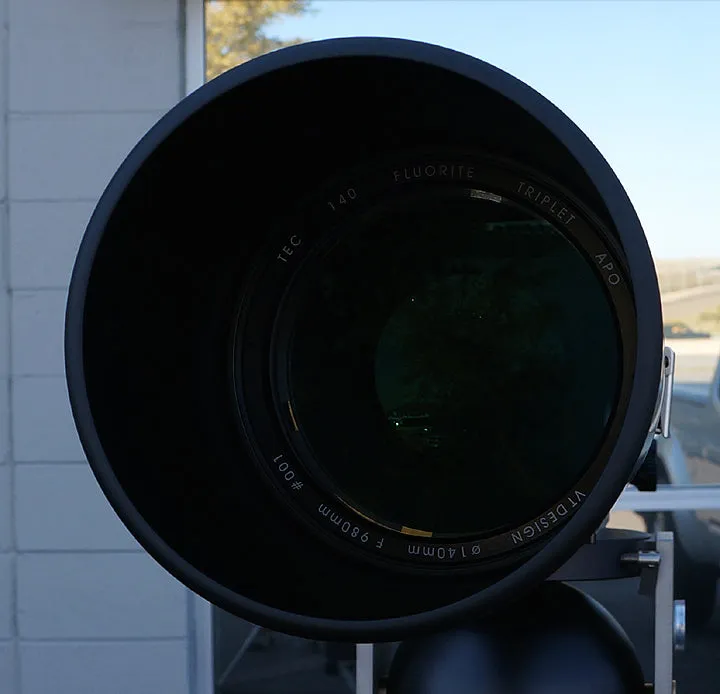 APO 140FL F/7 with Rings, Mounting Plate, and Case