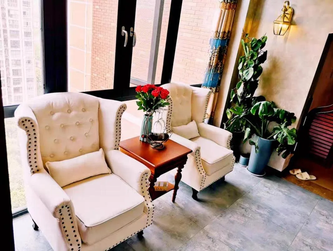 Chesterfield Accent Lounge Chair | SASHA