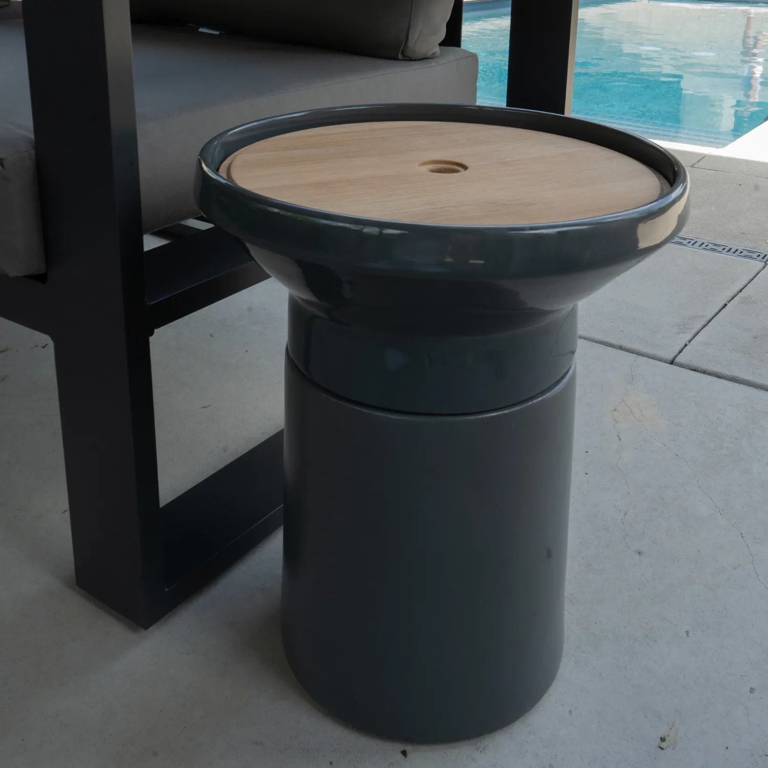 Gloster Coso Side Table