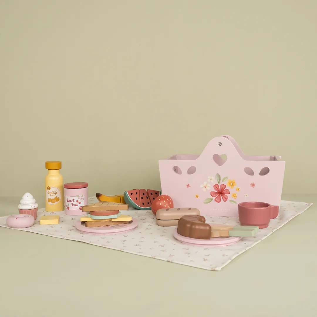 Little Dutch Wooden Picnic Playset